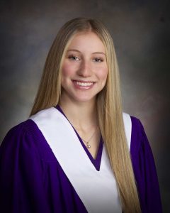 Carly Smith, une adolescente du Nouveau-Brunswick remporte le prix commémoratif Stacey Levitt 2021